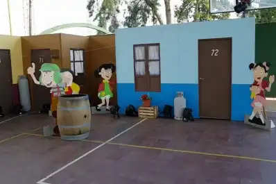 Recuerdos fotográficos: réplicas tucumanas de la vecindad del Chavo