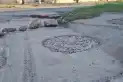 El accidente de un niño en una boca de tormenta sin tapa desató una polémica entre la SAT y los concejales opositores