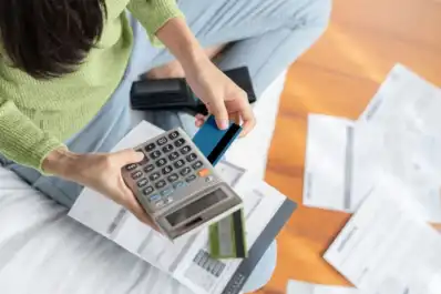 Seis de cada 10 personas tomaron deuda para la subsistencia
