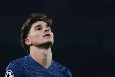 Mientras define su futuro, Julián Álvarez se entrena con normalidad en Atlético de Madrid