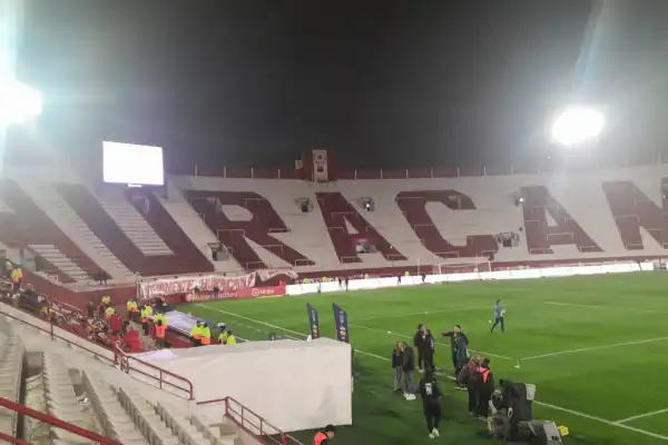 Atlético vuelve al Palacio Ducó, el estadio que ganó un Oscar y es una joya del fútbol argentino