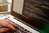 El Gobierno nacional abrió la inscripción a un curso virtual de programación: cómo anotarse