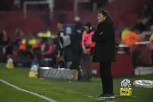 Falcioni valoró el punto en Parque Patricios, pero lamentó la lesión de Leandro Díaz: Hay que mirar el vaso medio lleno