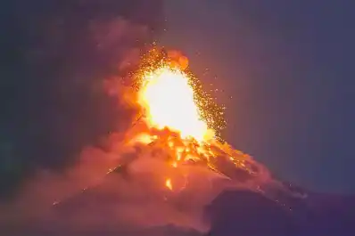 Potente erupción de volcán de Fuego en Guatemala