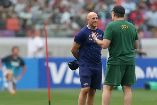 Rassie Erasmus elogió a Los Pumas y lanzó una advertencia antes del duelo en Vélez
