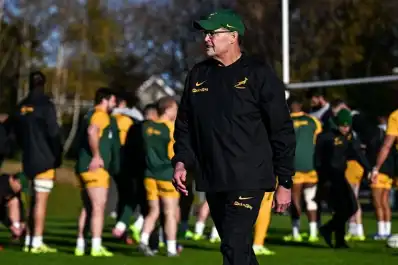 Rassie Erasmus defendió a Los Pumas tras la polémica con Inglaterra