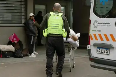 Trasladaron a Tucumán a dos pacientes heridos en un grave accidente en Catamarca
