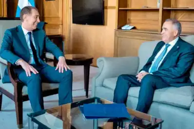 Santilli busca cerrar un acuerdo con los gobernadores del Norte y Jaldo analiza si viaja a Misiones