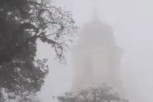 Las mejores fotos de la ciudad cubierta por la neblina