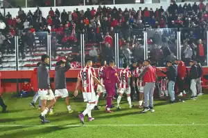San Martín necesita de su gente: el pedido de Mirkin para recuperar el apoyo en La Ciudadela