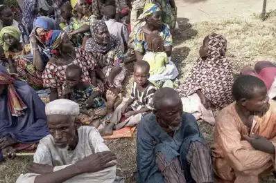 Rescatan en Nigeria a más de 300 rehenes