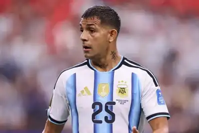 Facundo Medina está a un paso del Bayer Leverkusen tras su Mundial con Argentina