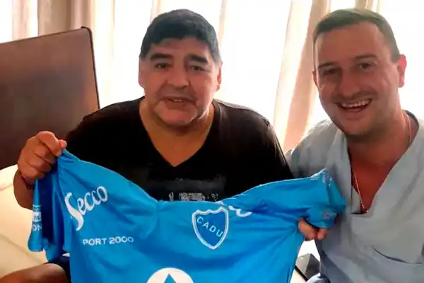 No quiero nada, ya está: el estremecedor testimonio del masajista de Maradona en el juicio