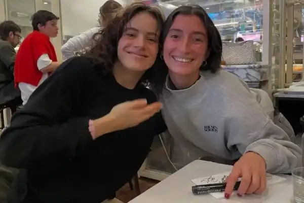Cuál fue el restaurante elegido por Rosalía en Palermo y cuánto cuesta comer ahí