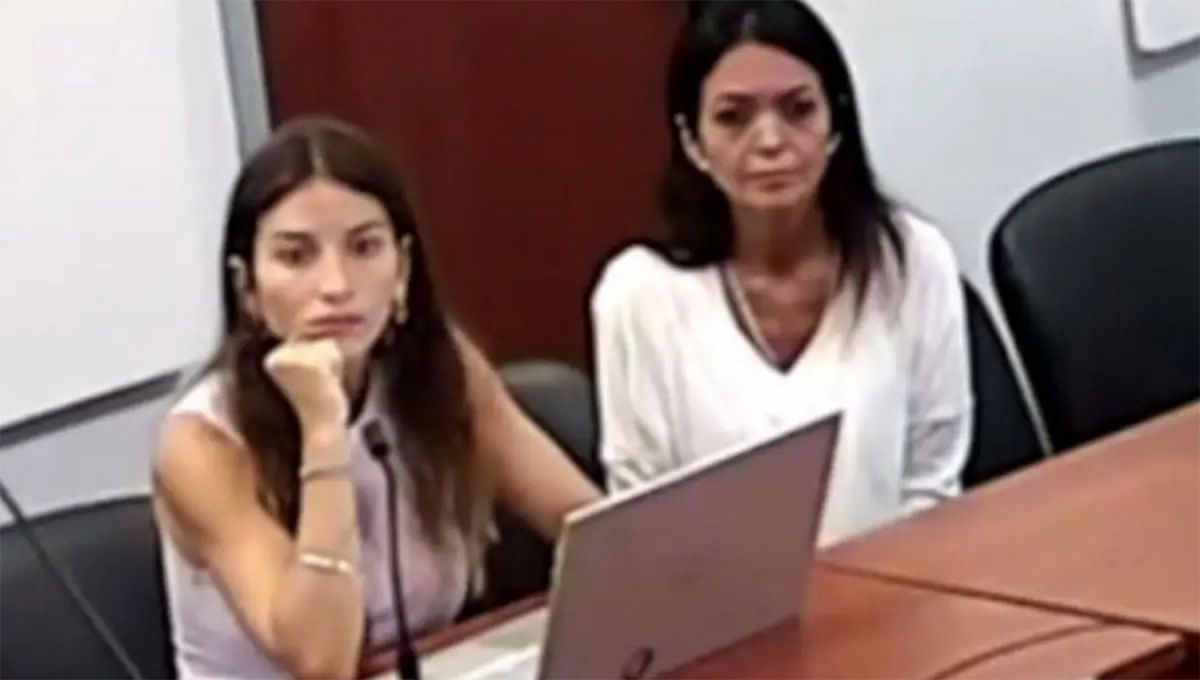 COMPLICADA. La funcionaria Justina Gordillo -a la derecha- junto a su abogada María Florencia Abdala.