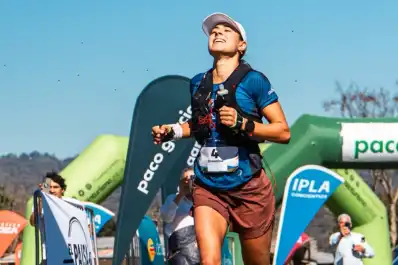 Es tucumana, dejó el hockey después de casi 20 años y se convirtió en referente del trail running