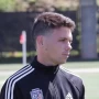 La policía migratoria de Trump detuvo a un futbolista argentino en un aeropuerto de Estados Unidos