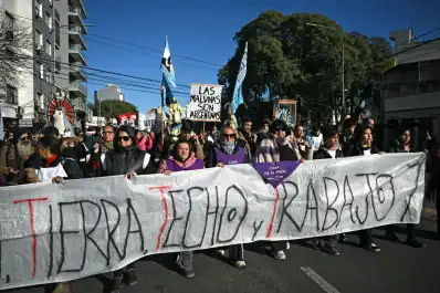 Marcharon hasta Plaza de Mayo  pidiendo “pan, tierra y trabajo”