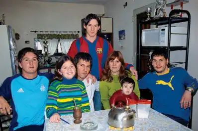 Quién fue Jorge Messi, el padre y representante que acompañó a Lionel desde Rosario hasta la cima del fútbol