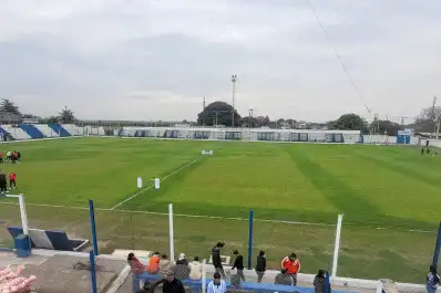 Liga Tucumana: Con un protocolo estricto Concepción FC y Talleres juegan la semifinal en Lules