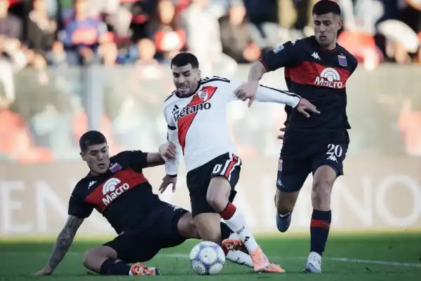 River volvió a perder y se hunde cada vez más