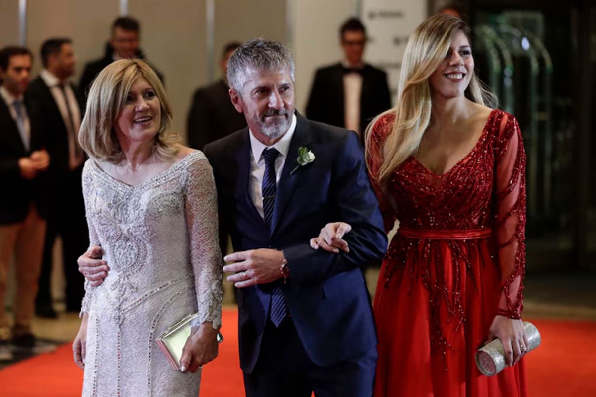 Celia, Jorge y María Sol en el casamiento de Lionel. 
