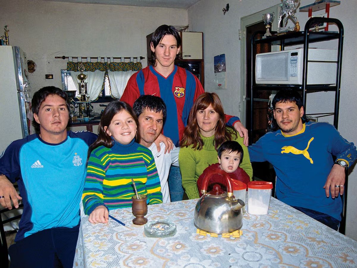 Jorge junto a su familia en Rosario. 