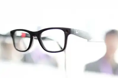 Los anteojos del futuro… y de la discordia