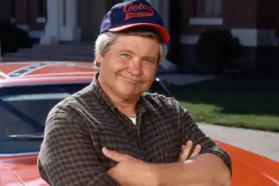 Murió a los 84 años Ben Jones, el recordado Cooter de “Los Dukes de Hazzard”