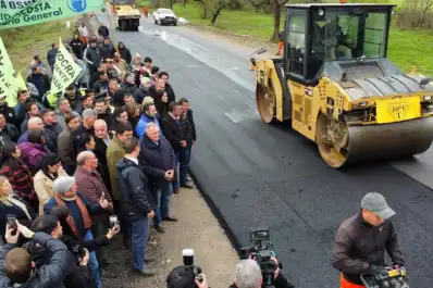 Jaldo supervisó el avance de la segunda etapa de la Ruta Provincial 323
