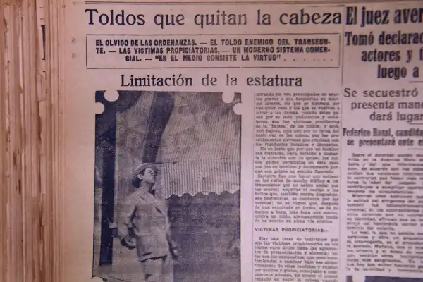 Durante un siglo, el diario fue testigo de que caminar en Tucumán nunca fue sencillo