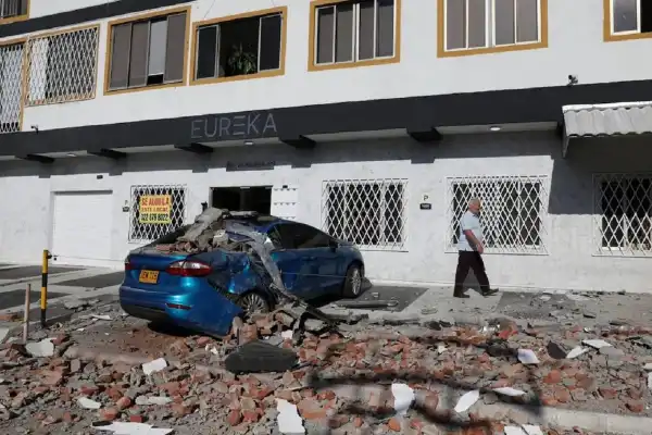 Un potente terremoto de magnitud 7,4 sacudió Colombia: al menos 69 muertos, cientos de heridos y graves daños