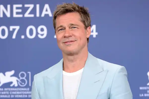 Brad Pitt confesó que volvió a beber alcohol después de siete años de sobriedad