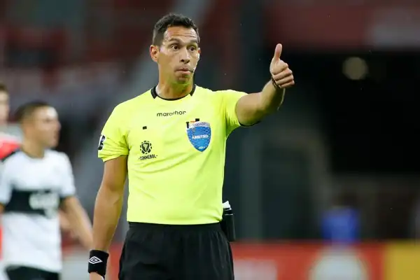 Con el estreno del VAR, Atlético Tucumán e Independiente ya conocen al equipo arbitral por Copa Argentina