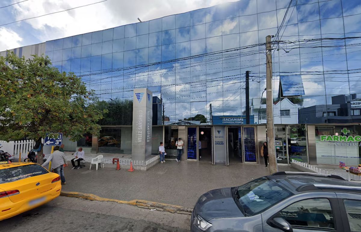 El niño falleció en la Clínica Vélez Sarfield. 