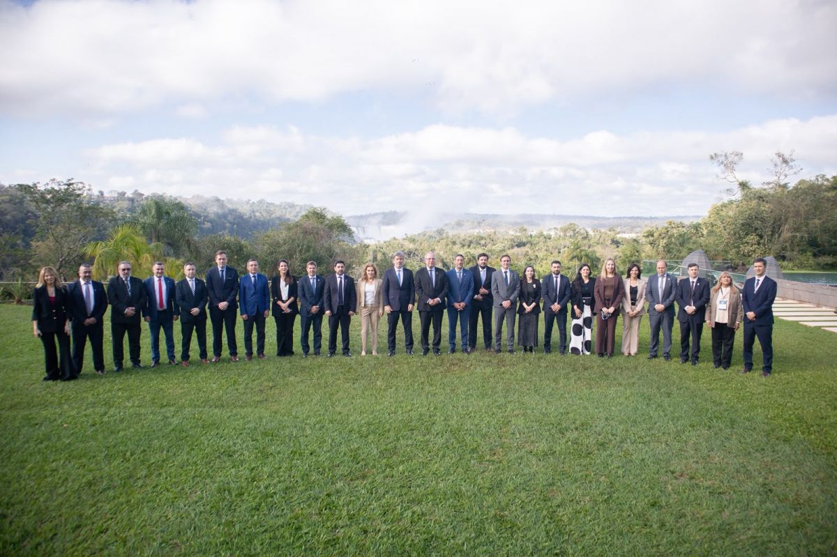 Uno siempre tiene ganas: la frase de Manzur sobre una posible candidatura