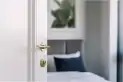 Dormir con la puerta cerrada: qué dice este hábito sobre tu personalidad, según la psicología