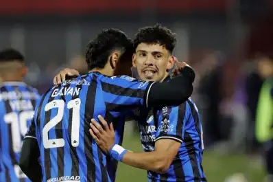 EN VIVO: Atlético Tucumán vence 2-0 a Independiente por los octavos de final de la Copa Argentina