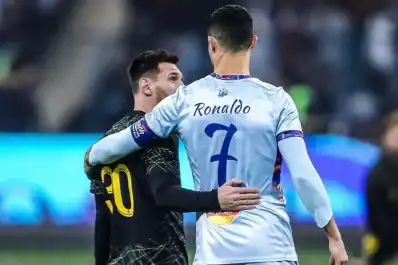 El mensaje de Cristiano Ronaldo para Messi tras la muerte de su padre