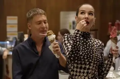 Yo, Narciso: la película que explora el narcisismo moderno con el sello de Adrián Suar y Natalia Oreiro