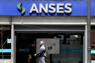 Alerta por estafas: cómo opera la modalidad que busca robar claves de la Anses