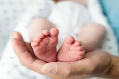 Una mujer de 62 años fue madre por primera vez y marcó un récord en Argentina