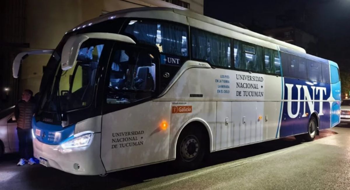 DELEGACIÓN TUCUMANA. El colectivo de la UNT trasladó a los equipos que representan a la universidad en la instancia nacional de Emprende U.