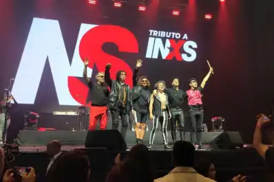 La fiel recreación de un show de INXS del 91 llega al Teatro Alberdi