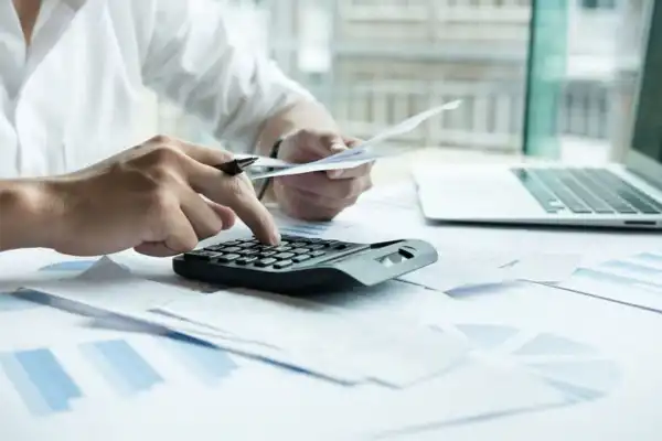 Los endeudados y el precio del futuro
