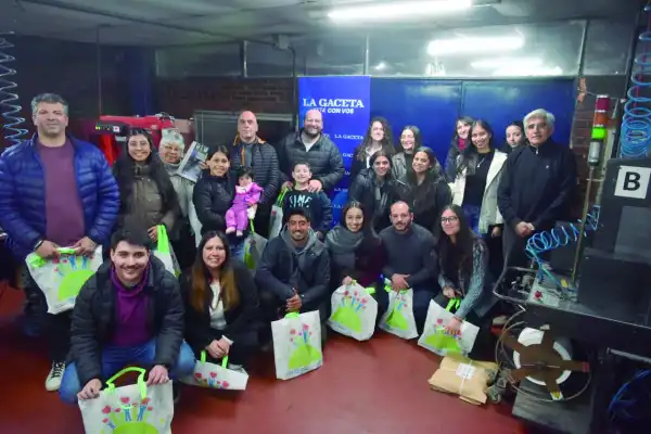 Suscriptores visitaron la planta impresora de LA GACETA
