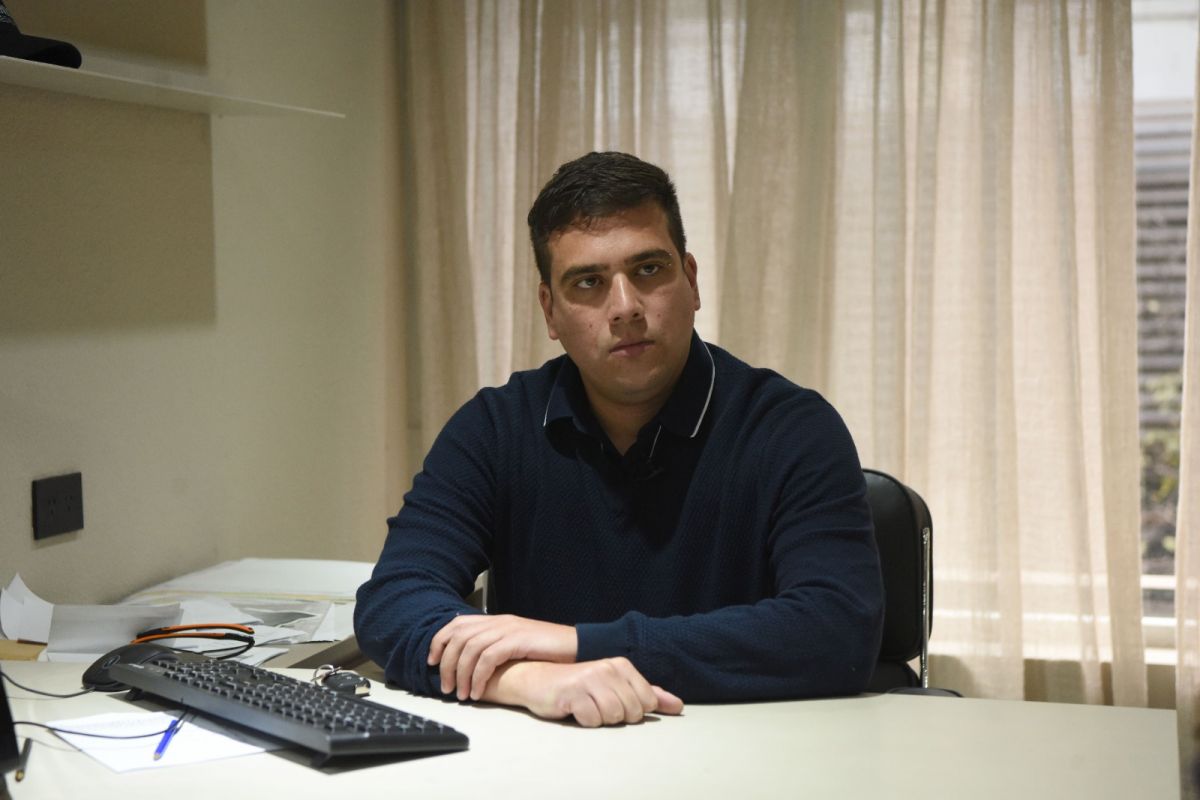 POSTURA. Ignacio Sagra, uno de los referentes de Pálpitos, durante la entrevista con LA GACETA sobre el avance de las apuestas online entre adolescentes en Tucumán.