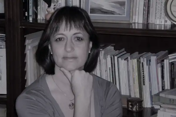 María Belén Alemán: “Publicar poesía hoy es casi un acto de coraje”