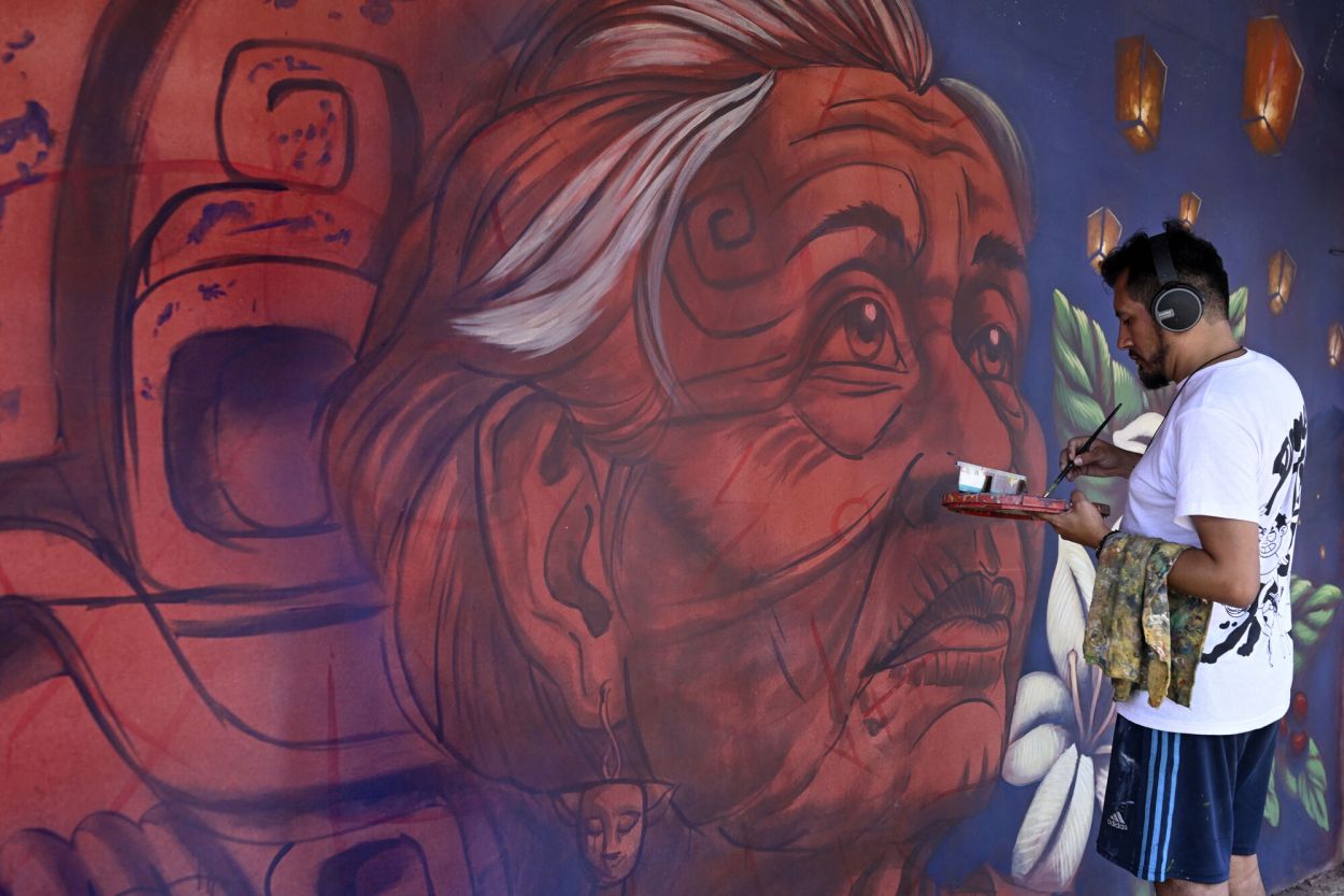 DETALLES. Los artistas dicen que ahora no tienen temor en salir a practicar esta iniciativa urbana.