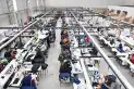 Cerró una empresa textil y su dueño lloró al despedir a 120 trabajadores